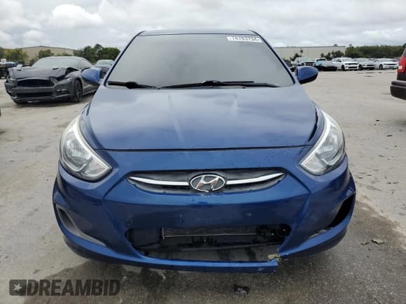 ✅ 2017 Hyundai Accent SE • VIN: KMHCT4AE0HU319162 • Лот: 74783734. Опубликован ранее на Copart с пробегом 109 358 миль. Бесплатный доступ к архиву аукционных продаж из США и подробный отчёт об истории автомобиля на DreamBid. Изображение 5.