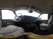 ✅ 2020 Chevrolet Express Passenger LT • VIN: 1GAZGPFG4L1121251 • Lot: 41306415. Wystawiony na IAAI z przebiegiem 77 060 mil. Bezpłatny archiwum sprzedaży aukcyjnych z USA i szczegółowy raport historii pojazdu na DreamBid. Zdjęcie 22.