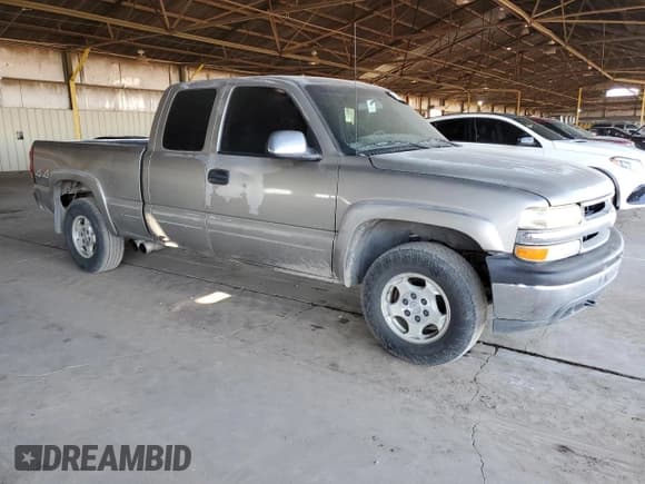 ✅ 2001 Chevrolet Silverado 1500 • VIN: 2GCEK19V811338353 • Лот: 50026525. Опубликован ранее на Copart с пробегом 295 215 миль. Бесплатный доступ к архиву аукционных продаж из США и подробный отчёт об истории автомобиля на DreamBid. Изображение 4.