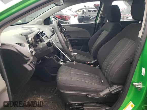 2015 Chevrolet Sonic LT с VIN 1G1JC6SB2F4169153, выставлен на аукционе Copart как лот 78679614 с пробегом 74 361 миль миль и Списание • Salvage title. История ставок и продаж доступна на DreamBid. Изображение 7.