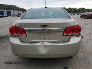 ✅ 2013 Chevrolet Cruze LS • VIN: 1G1PA5SH3D7285794 • Lot: 71996225. Listed on Copart with 183,805 mi. Free auction sales archive from the USA and detailed vehicle history report at DreamBid. Image 6.