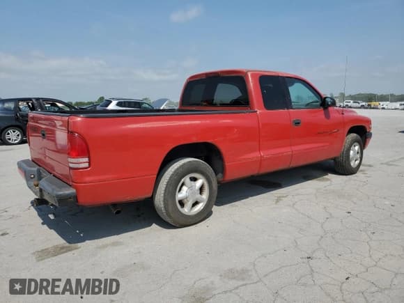 ✅ 1999 Dodge Dakota SLT • VIN: 1B7GL22X6XS243645 • Lot: 54258675. Wystawiony na Copart z przebiegiem 114 362 mil. Bezpłatny archiwum sprzedaży aukcyjnych z USA i szczegółowy raport historii pojazdu na DreamBid. Zdjęcie 3.