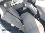 ✅ 2023 Toyota Corolla Cross L • VIN: 7MUAAABG6PV046737 • Lot: 43182455. Wystawiony na IAAI z przebiegiem 15 571 mil. Bezpłatny archiwum sprzedaży aukcyjnych z USA i szczegółowy raport historii pojazdu na DreamBid. Zdjęcie 8.