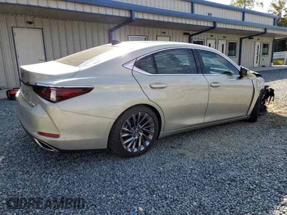 ✅ 2025 Lexus ES 350 Ultra Luxury • VIN: 58AFZ1B15SU191894 • Lot: 81219155. Wystawiony na Copart z przebiegiem 8 342 mil. Bezpłatny archiwum sprzedaży aukcyjnych z USA i szczegółowy raport historii pojazdu na DreamBid. Zdjęcie 3.