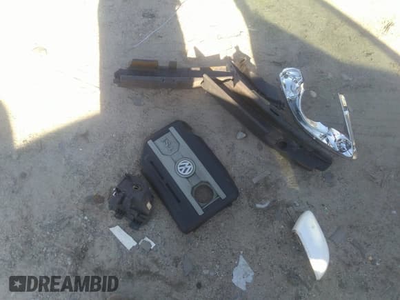 ✅ 2012 Volkswagen Golf GTI w/Conv & Sunroof • VIN: WVWEV7AJ5CW094384 • Lot: 41744860. Listed on IAAI with 157,285 mi. Free auction sales archive from the USA and detailed vehicle history report at DreamBid. Image 12.