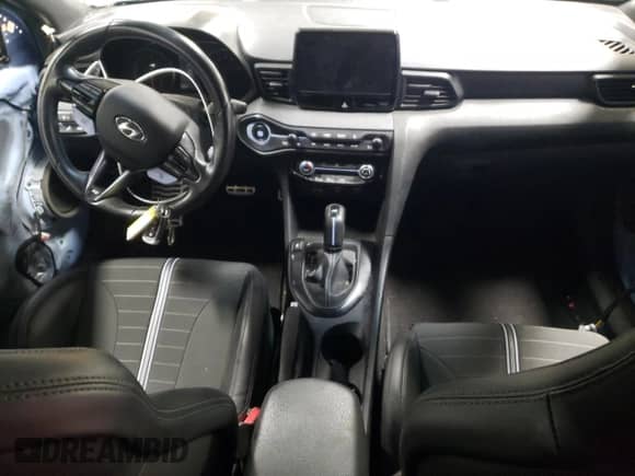 2022 Hyundai Veloster с VIN KMHT36AH2NU013257, выставлен на аукционе Copart как лот 78033464 с пробегом 37 257 миль миль и Списание • Salvage title. История ставок и продаж доступна на DreamBid. Изображение 8.