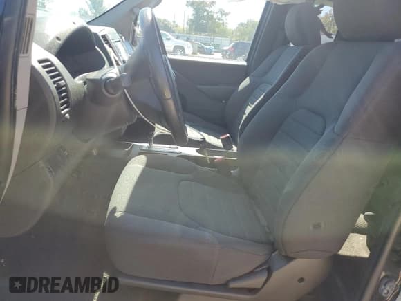 ✅ 2017 Nissan Frontier S • VIN: 1N6BD0CT8HN703733 • Lot: 85641195. Wystawiony na Copart z przebiegiem 12 781 mil. Bezpłatny archiwum sprzedaży aukcyjnych z USA i szczegółowy raport historii pojazdu na DreamBid. Zdjęcie 7.