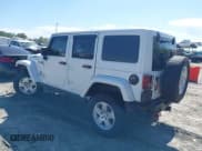 ✅ 2017 Jeep Wrangler Unlimited Rubicon • VIN: 1C4BJWFG9HL695361 • Lot: 42010655. Wystawiony na IAAI z przebiegiem 65 536 mil. Bezpłatny archiwum sprzedaży aukcyjnych z USA i szczegółowy raport historii pojazdu na DreamBid. Zdjęcie 3.