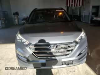 2016 Hyundai Tucson Limited z VIN KM8J33A25GU200156, wystawiony jako Copart lot #89450405 z przebiegiem 151 049 mil mil oraz Czysty tytuł • Clean title. Historia ofert i sprzedaży dostępna na DreamBid. Obrazek 5.