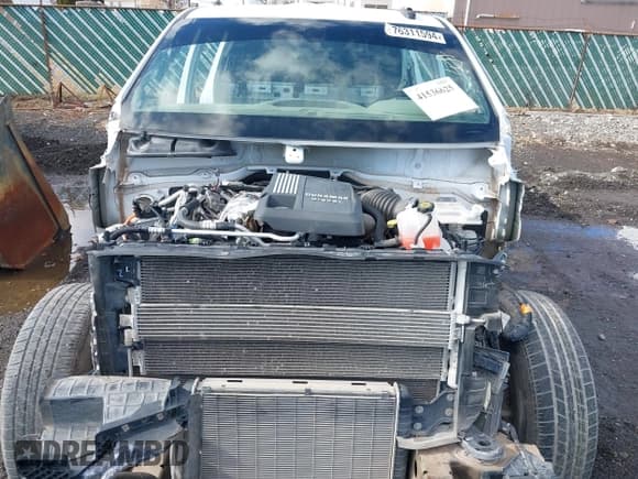 ✅ 2021 Chevrolet Silverado 1500 RST • VIN: 3GCUYEETXMG313438 • Lot: 41536625. Wystawiony na IAAI z przebiegiem Nie podano. Bezpłatny archiwum sprzedaży aukcyjnych z USA i szczegółowy raport historii pojazdu na DreamBid. Zdjęcie 10.