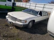 ✅ 1995 Cadillac Fleetwood • VIN: 1G6DW52P2SR700272 • Лот: 77906824. Опубликован ранее на Copart с пробегом Не указан. Бесплатный доступ к архиву аукционных продаж из США и подробный отчёт об истории автомобиля на DreamBid. Изображение 1.