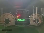 ✅ 2013 Ford Expedition Max Limited • VIN: 1FMJK1K55DEF01063 • Lot: 95289045. Wystawiony na Copart z przebiegiem 111 200 mil. Bezpłatny archiwum sprzedaży aukcyjnych z USA i szczegółowy raport historii pojazdu na DreamBid. Zdjęcie 9.