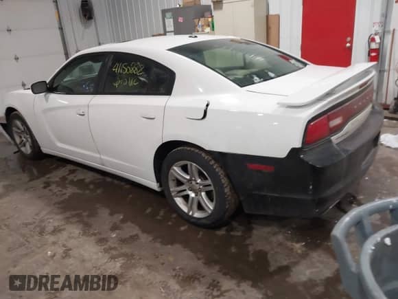 2011 Dodge Charger Rallye с VIN 2B3CL3CG4BH507191, выставлен на аукционе IAAI как лот 41150882 с пробегом 193 276 миль миль и . История ставок и продаж доступна на DreamBid. Изображение 3.