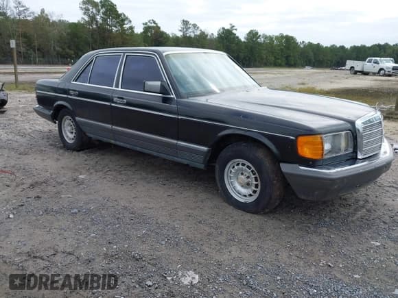 ✅ 1983 Mercedes-Benz 300 SD • VIN: WDBCB20A7DB037874 • Lot: 43370241. Listed on IAAI with 243,551 mi. Free auction sales archive from the USA and detailed vehicle history report at DreamBid. Image 1.