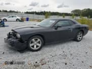 ✅ 2010 Dodge Challenger SE • VIN: 2B3CJ4DV5AH321487 • Lot: 74838084. Wystawiony na Copart z przebiegiem 211 598 mil. Bezpłatny archiwum sprzedaży aukcyjnych z USA i szczegółowy raport historii pojazdu na DreamBid. Zdjęcie 1.