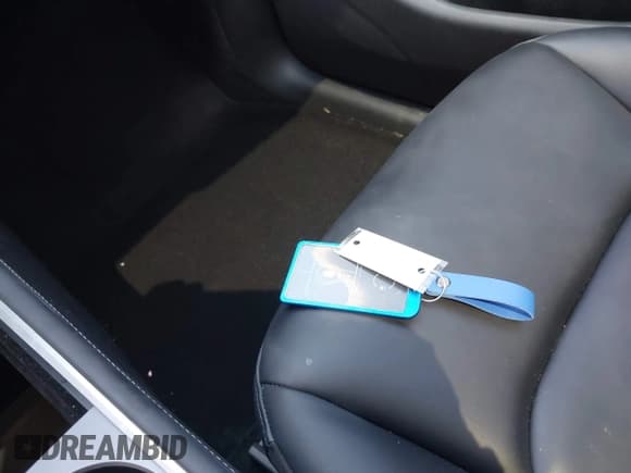 ✅ 2023 Tesla Model Y Long Range • VIN: 7SAYGAEE2PF969953 • Lot: 43163995. Listed on IAAI with 23,353 mi. Free auction sales archive from the USA and detailed vehicle history report at DreamBid. Image 11.