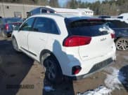 ✅ 2022 Kia Niro EX Premium • VIN: KNDCC3LD0N5499252 • Lot: 41381209. Listed on IAAI with 37,647 mi. Free auction sales archive from the USA and detailed vehicle history report at DreamBid. Image 3.