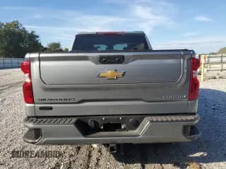 ✅ 2025 Chevrolet Silverado 1500 Custom • VIN: 3GCPABEK4SG316288 • Lot: 84471925. Wystawiony na Copart z przebiegiem 5 792 mil. Bezpłatny archiwum sprzedaży aukcyjnych z USA i szczegółowy raport historii pojazdu na DreamBid. Zdjęcie 6.