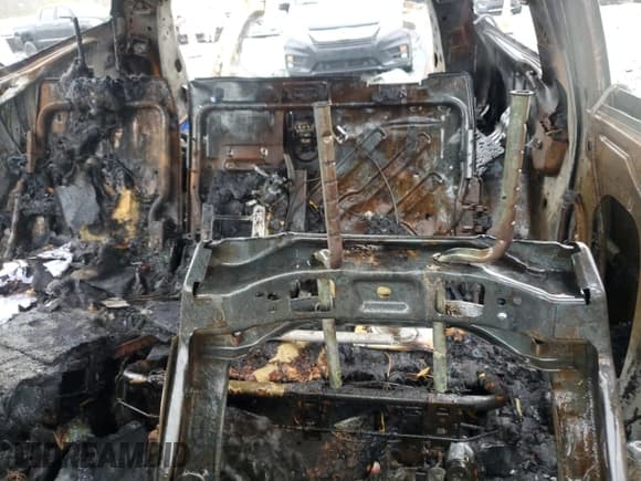 ✅ 2015 Chevrolet Traverse LT • VIN: 1GNKVGKD0FJ363136 • Lot: 90219435. Wystawiony na Copart z przebiegiem Nie podano. Bezpłatny archiwum sprzedaży aukcyjnych z USA i szczegółowy raport historii pojazdu na DreamBid. Zdjęcie 10.