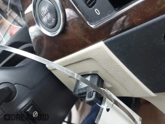 ✅ 2009 BMW 3 Series 335i xDrive • VIN: WBAWC73519E067978 • Lot: 41508279. Listed on IAAI with 85,174 mi. Free auction sales archive from the USA and detailed vehicle history report at DreamBid. Image 11.