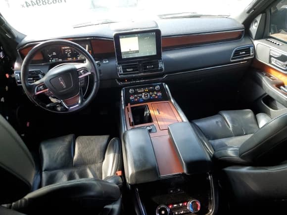 ✅ 2020 Lincoln Navigator Reserve • VIN: 5LMJJ2KT1LEL09612 • Лот: 78638944. Опубликован ранее на Copart с пробегом 101 118 миль. Бесплатный доступ к архиву аукционных продаж из США и подробный отчёт об истории автомобиля на DreamBid. Изображение 8.