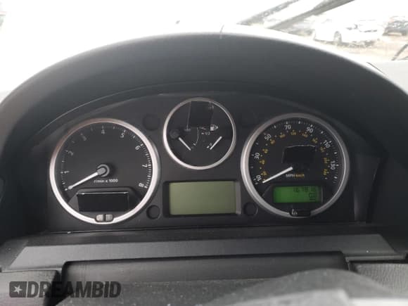 ✅ 2008 Land Rover LR3 SE • VIN: SALAE25428A443374 • Lot: 88840035. Listed on Copart with 167,816 mi. Free auction sales archive from the USA and detailed vehicle history report at DreamBid. Image 9.