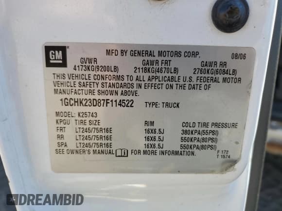 ✅ 2007 Chevrolet Silverado 2500HD LT3 • VIN: 1GCHK23D87F114522 • Lot: 64408885. Wystawiony na Copart z przebiegiem 386 636 mil. Bezpłatny archiwum sprzedaży aukcyjnych z USA i szczegółowy raport historii pojazdu na DreamBid. Zdjęcie 13.