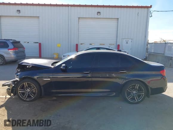 ✅ 2014 BMW 5 Series 535i xDrive • VIN: WBA5B3C58ED537995 • Лот: 43642998. Опубликован ранее на IAAI с пробегом 138 611 миль. Бесплатный доступ к архиву аукционных продаж из США и подробный отчёт об истории автомобиля на DreamBid. Изображение 14.