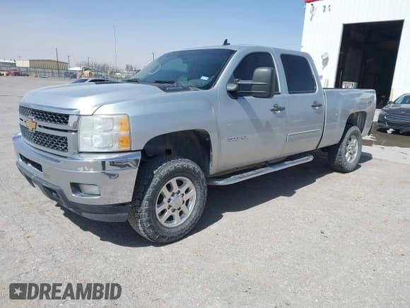 ✅ 2012 Chevrolet Silverado 2500HD LT • VIN: 1GC1KXCG1CF178467 • Лот: 41777500. Опубликован ранее на IAAI с пробегом 276 216 миль. Бесплатный доступ к архиву аукционных продаж из США и подробный отчёт об истории автомобиля на DreamBid. Изображение 17.