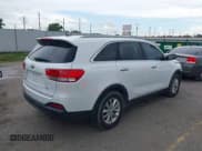 ✅ 2016 Kia Sorento LX • VIN: 5XYPG4A52GG152569 • Lot: 42591962. Listed on IAAI with 129,582 mi. Free auction sales archive from the USA and detailed vehicle history report at DreamBid. Image 4.