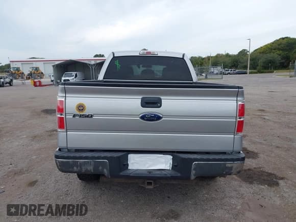 ✅ 2011 Ford F-150 XLT • VIN: 1FTEX1CM4BFA76911 • Lot: 43638919. Listed on IAAI with 141,907 mi. Free auction sales archive from the USA and detailed vehicle history report at DreamBid. Image 16.