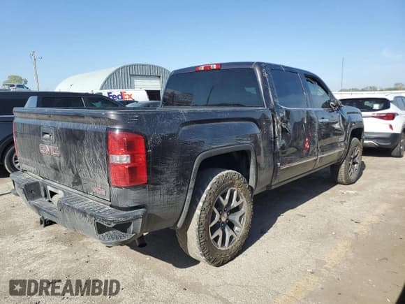✅ 2015 GMC Sierra 1500 SLT • VIN: 3GTU2VEC2FG536724 • Лот: 53716045. Опубликован ранее на Copart с пробегом 212 514 миль. Бесплатный доступ к архиву аукционных продаж из США и подробный отчёт об истории автомобиля на DreamBid. Изображение 3.