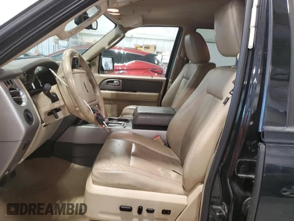 ✅ 2013 Ford Expedition XLT • VIN: 1FMJU1J57DEF38630 • Lot: 81956375. Listed on Copart with 221,200 mi. Free auction sales archive from the USA and detailed vehicle history report at DreamBid. Image 7.
