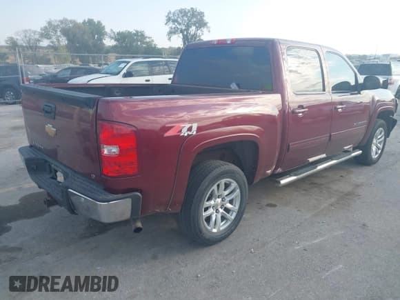 ✅ 2013 Chevrolet Silverado 1500 LT • VIN: 3GCPKSE73DG214573 • Лот: 43355849. Опубликован ранее на IAAI с пробегом 156 240 миль. Бесплатный доступ к архиву аукционных продаж из США и подробный отчёт об истории автомобиля на DreamBid. Изображение 4.