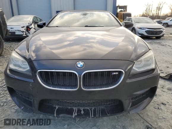 ✅ 2015 BMW M6 • VIN: WBSLZ9C58FD651420 • Lot: 43480755. Wystawiony na Copart z przebiegiem 134 753 mil. Bezpłatny archiwum sprzedaży aukcyjnych z USA i szczegółowy raport historii pojazdu na DreamBid. Zdjęcie 5.