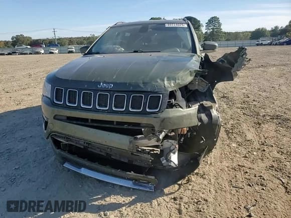 ✅ 2020 Jeep Compass Limited • VIN: 3C4NJDCB7LT119002 • Lot: 89724025. Wystawiony na Copart z przebiegiem 121 920 mil. Bezpłatny archiwum sprzedaży aukcyjnych z USA i szczegółowy raport historii pojazdu na DreamBid. Zdjęcie 13.