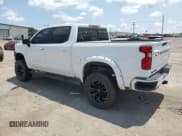 ✅ 2019 Chevrolet Silverado 1500 • VIN: 0K1175584768 • Лот: 63298294. Опубликован ранее на Copart с пробегом 63 769 миль. Бесплатный доступ к архиву аукционных продаж из США и подробный отчёт об истории автомобиля на DreamBid. Изображение 2.