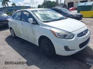 2016 Hyundai Accent SE z VIN KMHCT4AEXGU058122, wystawiony jako IAAI lot #43374919 z przebiegiem 77 124 mil mil oraz . Historia ofert i sprzedaży dostępna na DreamBid. Obrazek 1.