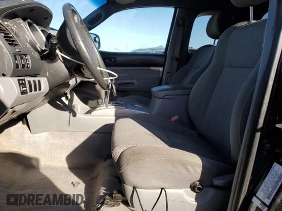 ✅ 2008 Toyota Tacoma • VIN: 5TEUU42N88Z481732 • Лот: 92465735. Опубликован ранее на Copart с пробегом 224 948 миль. Бесплатный доступ к архиву аукционных продаж из США и подробный отчёт об истории автомобиля на DreamBid. Изображение 7.