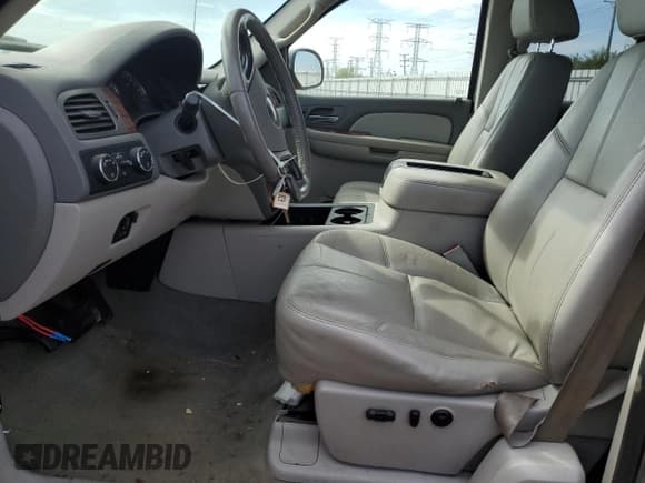 ✅ 2008 Chevrolet Silverado 1500 1LT • VIN: 2GCEK190281300650 • Lot: 71354264. Listed on Copart with 226,620 mi. Free auction sales archive from the USA and detailed vehicle history report at DreamBid. Image 7.