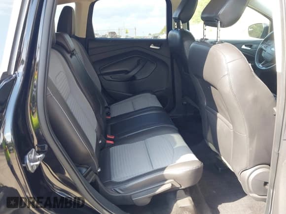 ✅ 2019 Ford Escape SE • VIN: 1FMCU9GD9KUA23007 • Лот: 43300354. Опубликован ранее на IAAI с пробегом 94 489 миль. Бесплатный доступ к архиву аукционных продаж из США и подробный отчёт об истории автомобиля на DreamBid. Изображение 8.