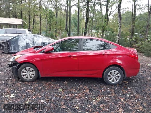 2016 Hyundai Accent SE с VIN KMHCT4AE1GU086116, выставлен на аукционе IAAI как лот 43413627 с пробегом 83 152 миль миль и . История ставок и продаж доступна на DreamBid. Изображение 14.