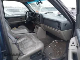 ✅ 2000 Chevrolet Tahoe LT • VIN: 1GNEK13T8YJ111341 • Лот: 43747866. Опубликован ранее на IAAI с пробегом 179 568 миль. Бесплатный доступ к архиву аукционных продаж из США и подробный отчёт об истории автомобиля на DreamBid. Изображение 5.