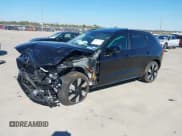 ✅ 2025 Volvo XC60 Plus • VIN: YV4H60RCXS1049604 • Lot: 43594924. Listed on IAAI with 1,926 mi. Free auction sales archive from the USA and detailed vehicle history report at DreamBid. Image 2.