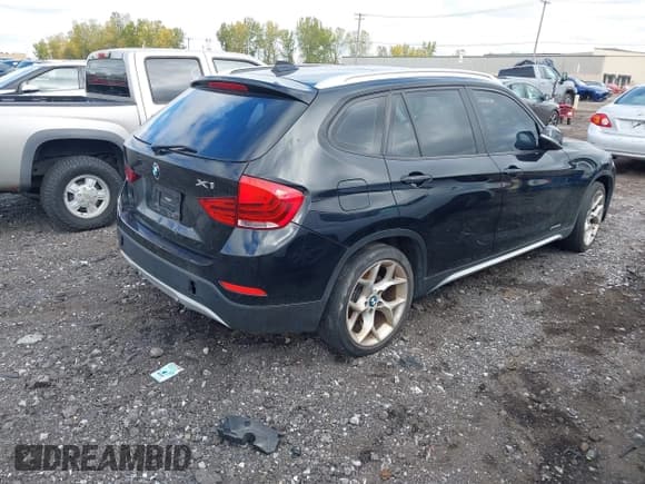 ✅ 2013 BMW X1 xDrive28i • VIN: WBAVL1C50DVR86291 • Lot: 43435455. Listed on IAAI with 120,826 mi. Free auction sales archive from the USA and detailed vehicle history report at DreamBid. Image 4.