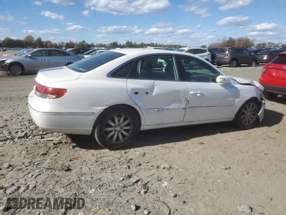 2009 Hyundai Azera Limited with VIN KMHFC46F29A370003, listed as a Copart auction lot 89796825 with 129,655 mi miles and Salvage title. Bid and sale history available at DreamBid. Image 3.