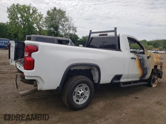 ✅ 2024 Chevrolet Silverado 2500HD Work Truck • VIN: 1GC0WLE73RF298348 • Лот: 60697585. Опубликован ранее на Copart с пробегом Не указан. Бесплатный доступ к архиву аукционных продаж из США и подробный отчёт об истории автомобиля на DreamBid. Изображение 3.