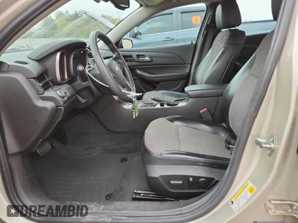 ✅ 2014 Chevrolet Malibu LT • VIN: 1G11C5SL7EF177626 • Lot: 87034645. Listed on Copart with 118,202 mi. Free auction sales archive from the USA and detailed vehicle history report at DreamBid. Image 7.