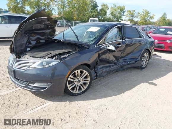 ✅ 2013 Lincoln MKZ • VIN: 3LN6L2G9XDR811646 • Lot: 43157403. Wystawiony na IAAI z przebiegiem 198 425 mil. Bezpłatny archiwum sprzedaży aukcyjnych z USA i szczegółowy raport historii pojazdu na DreamBid. Zdjęcie 2.
