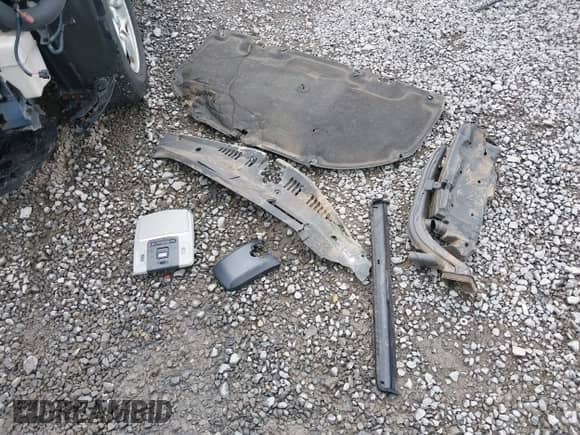 2023 Toyota Camry SE with VIN 4T1T11BK0PU083720, listed as a IAAI auction lot 42967982 with 19,972 mi miles and . Bid and sale history available at DreamBid. Image 12.